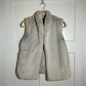 Small/medium Vest Jacket, Super super fuzzy vest - See Photos!